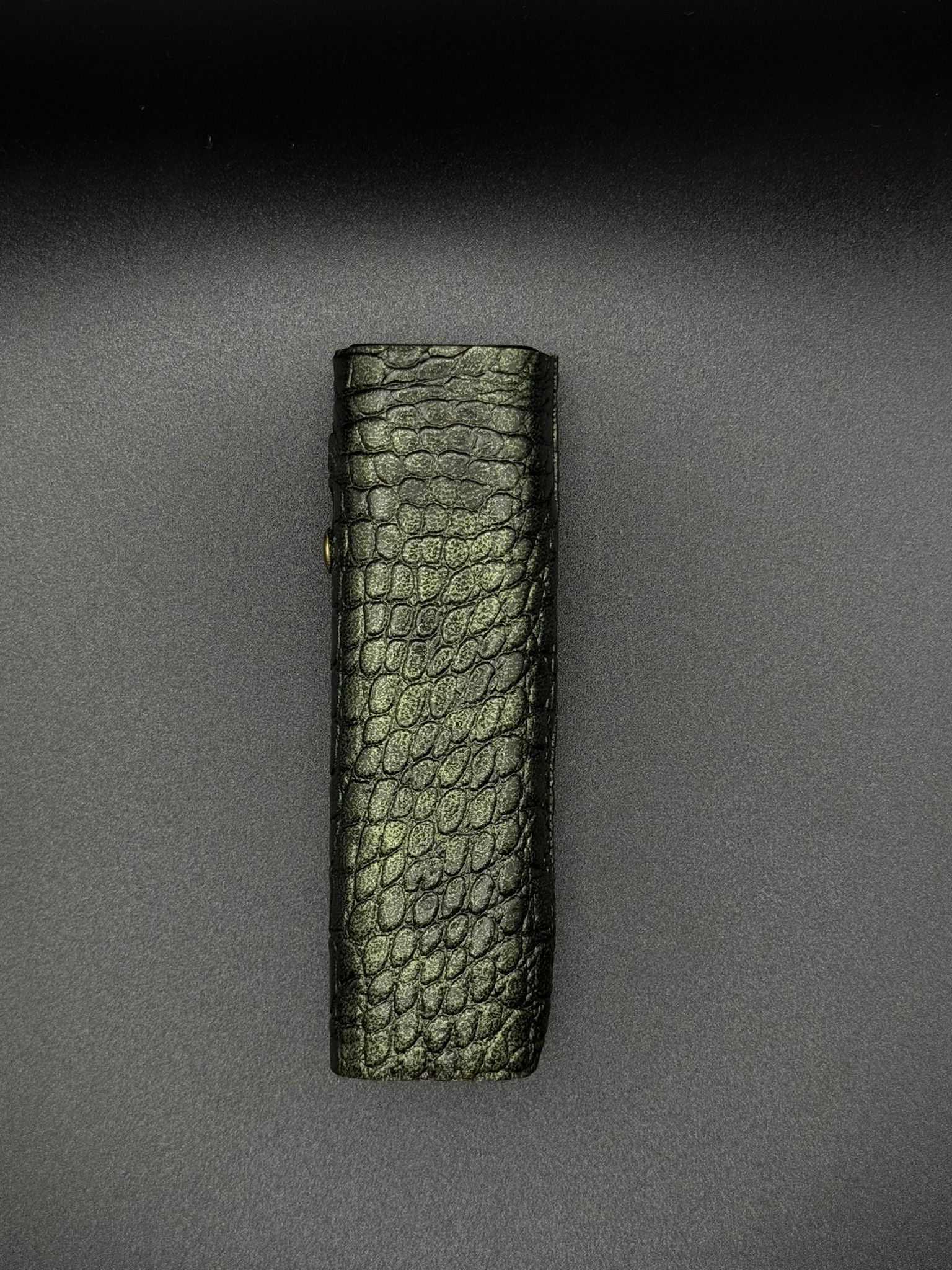 Qase Crocodile Greenmire | Iluma One