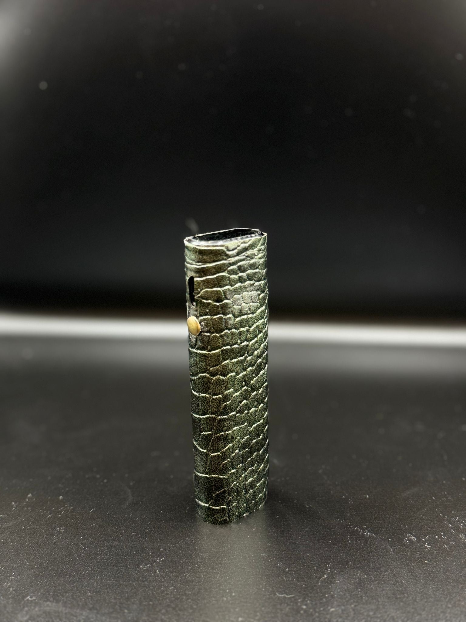 Qase Crocodile Greenmire | Iluma One