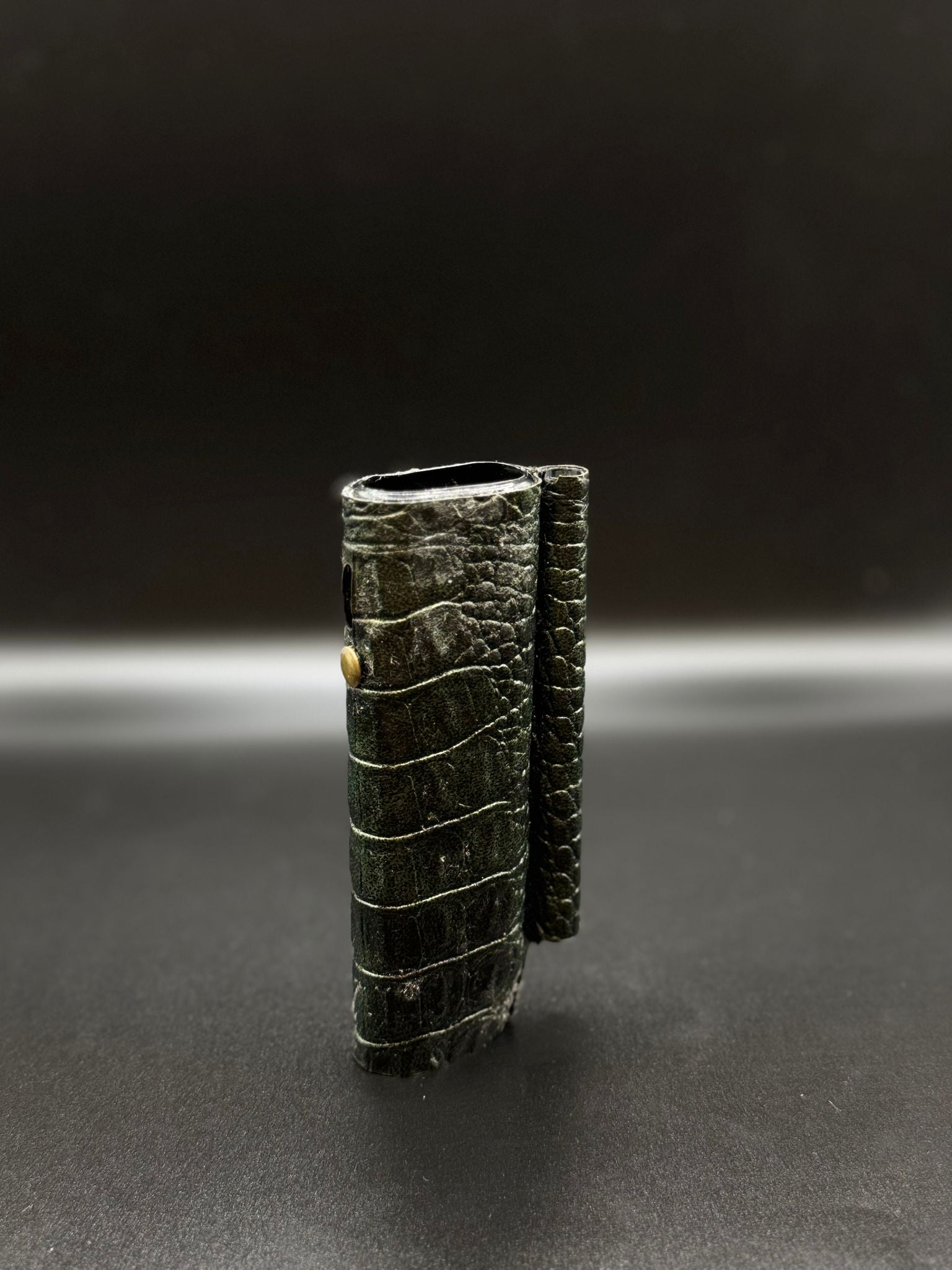 Qase Crocodile Greenmire | Iluma One